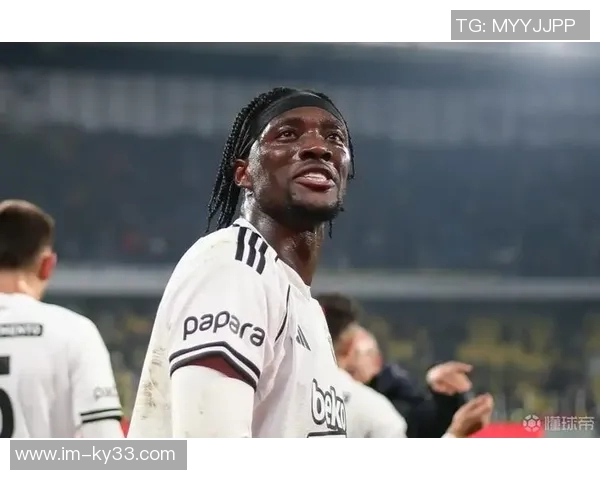 英媒报道亚伯拉罕希望重返英超争夺世界杯名额维拉等队表现出浓厚兴趣 英媒报道亚伯拉罕希望重返英超争夺世界杯名额维拉等队表现出浓厚兴趣